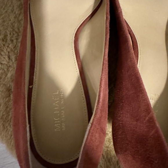 Michael Kors low pumps dark red suede leather US 8 pointed toe - Picture 2 of 7